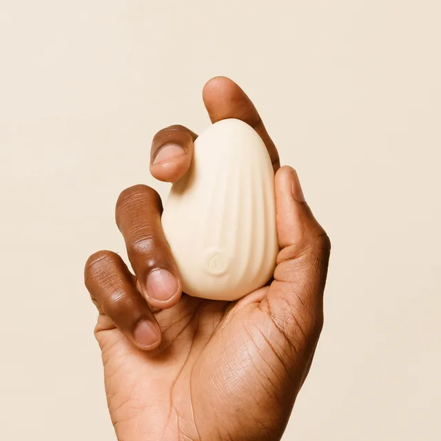 my-lubie-dune-galet-vibrant-silicone-clitoris image 1