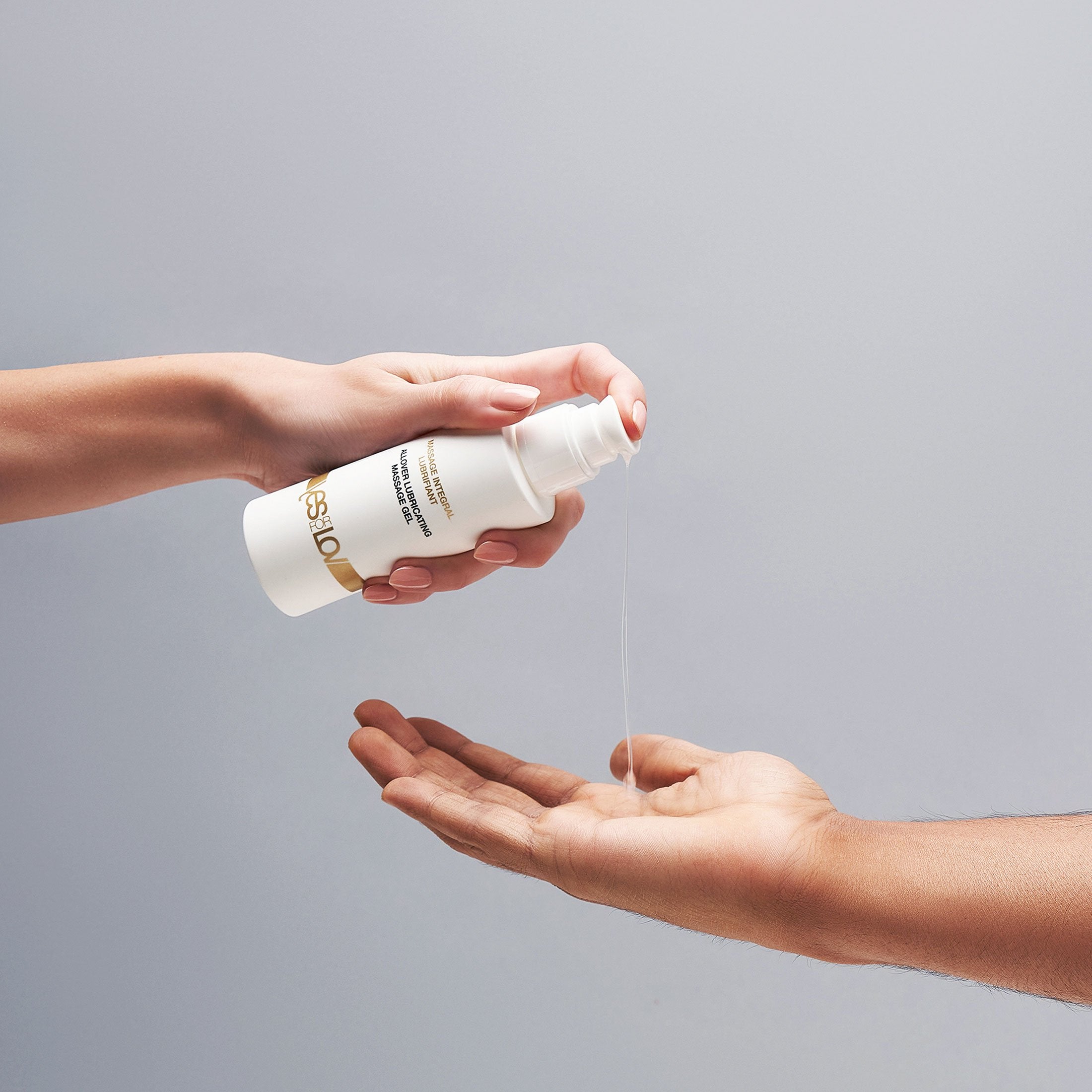 yesforlov-allover-massage-gel-lubrifiant-parfum-enivrant image 1